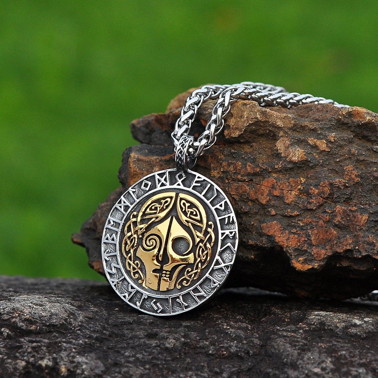 Hel’s Underworld Pendant Necklace - Vikheim