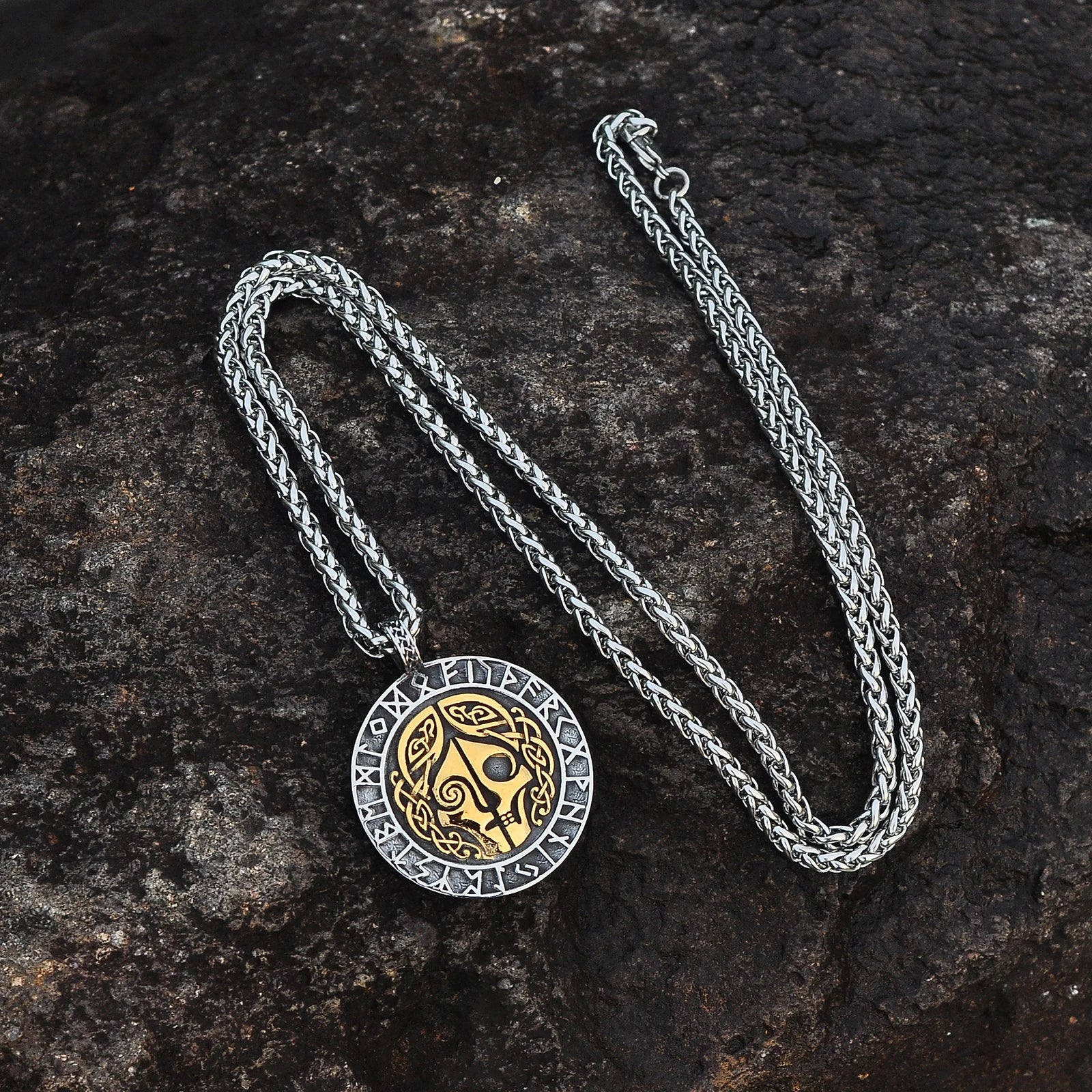 Hel’s Underworld Pendant Necklace - Vikheim