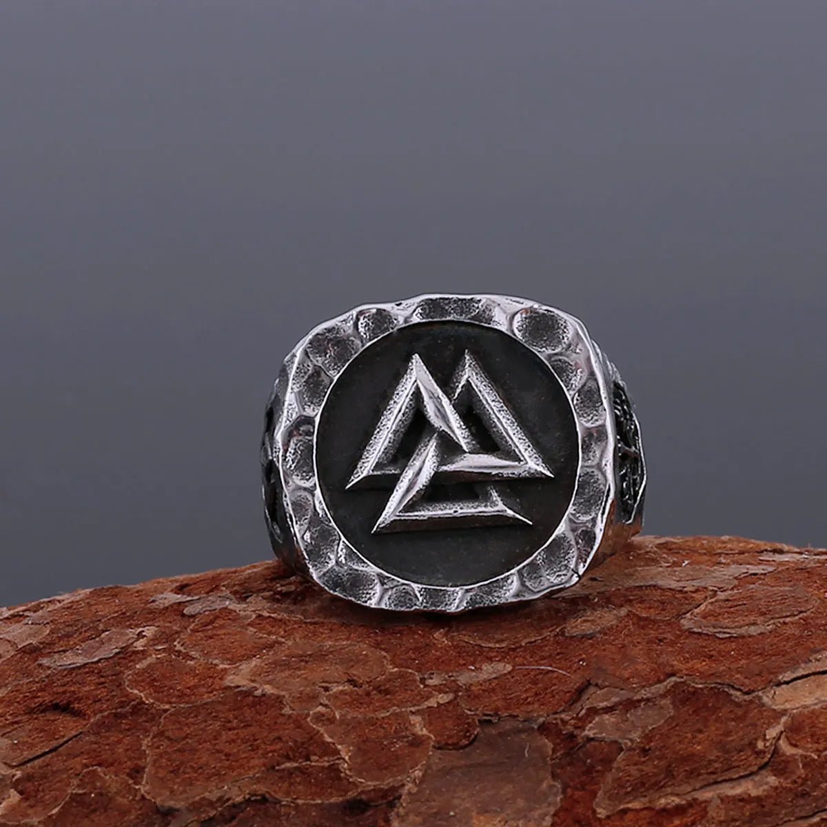 Valknut Trinity Ring in Stainless Steel - Vikheim