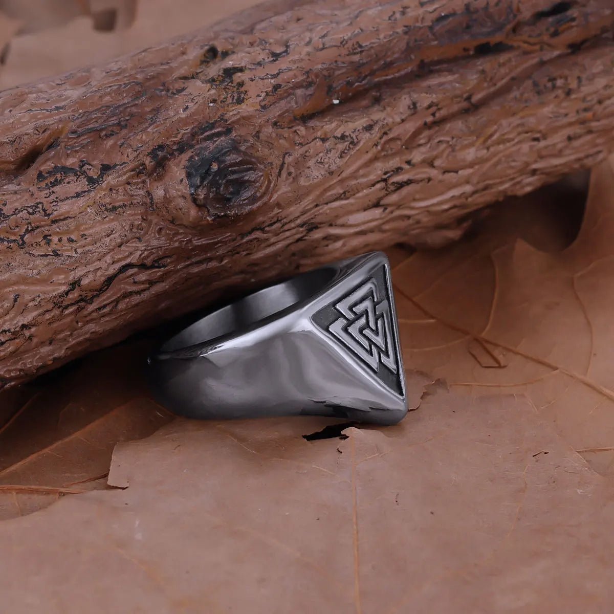 Valknut Trinity Ring – Stainless Steel - Vikheim