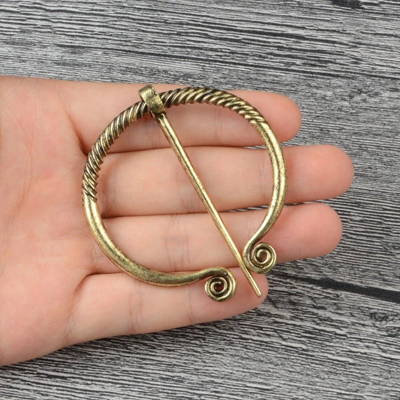Viking Penannular Brooch - Knotted Serpent Fibula - Vikheim
