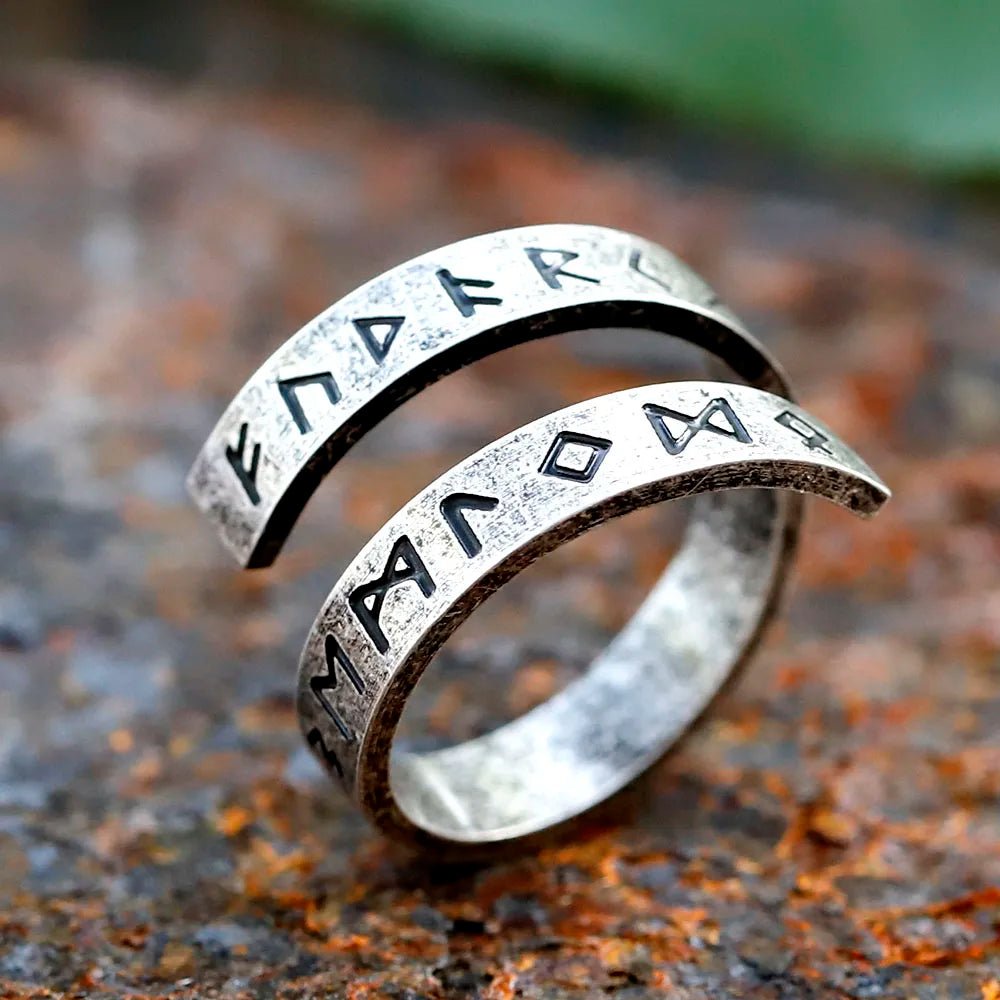 Viking Rúnahringr - Rotating Chain Rune Ring for Men - Vikheim